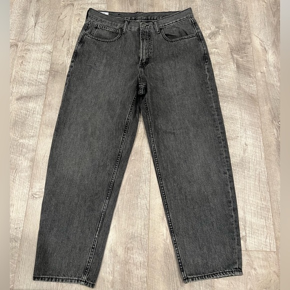 NWOT Gap Barrel Jeans - Picture 3 of 3